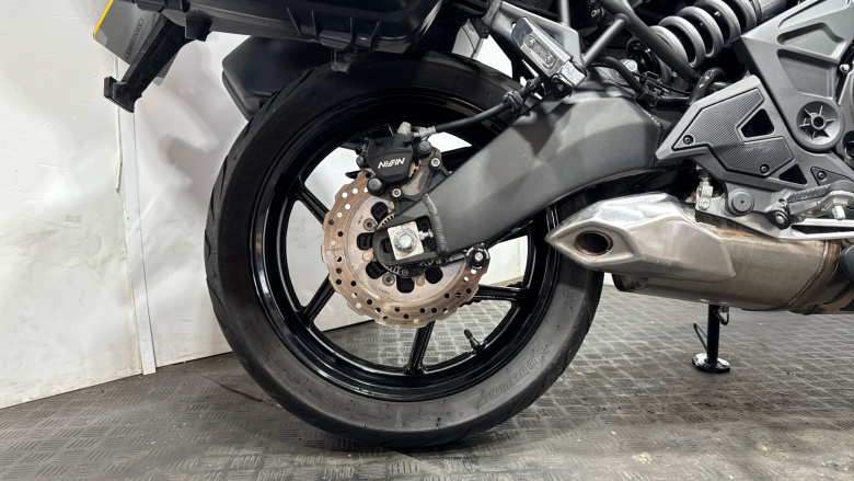 Kawasaki Versys 650 KLE650FMFNN (21MY)